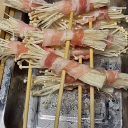 เห็ดเข็มพันสามชั้น