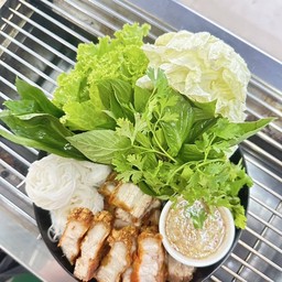 เมี่ยงหมูกรอบ