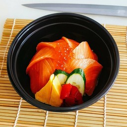 ข้าวหน้าแซลม่อน