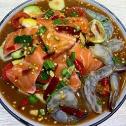 ครก ระเบิด ยำ ตำ แซ่บ อีหลี