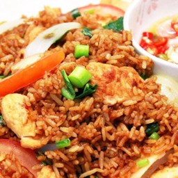 ข้าวผัดรถไฟ