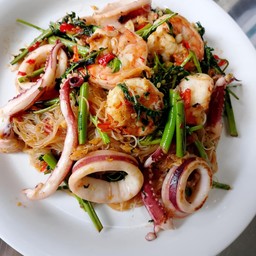 Fried Rice Vermicelli With Water Mimosa And Seafood