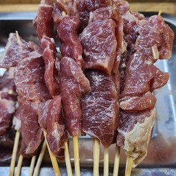 เนื้อย่างเสียบไม้