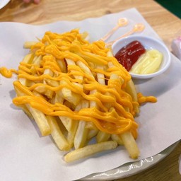 เฟรนช์ฟรายส์ราดชีด