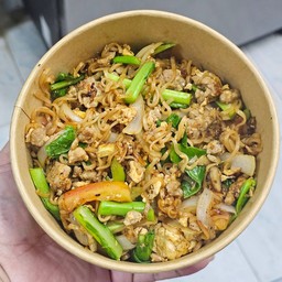 ผัดมาม่า