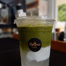 มัทฉะน้ำมะพร้าวสด