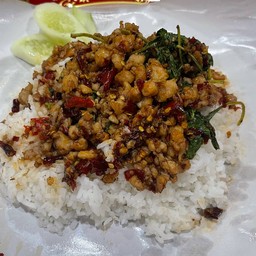 ข้าวกะเพราไก่สับ
