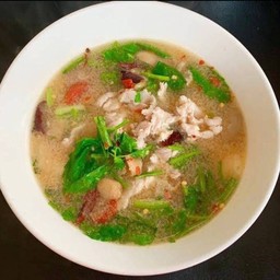 ต้มยำน้ำใส รสแซ่บบ