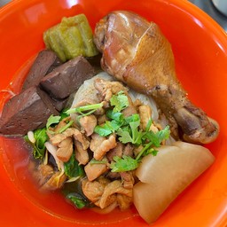 เตี๋ยวไก่ เนื้อ+น่อง