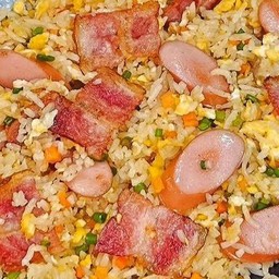 ข้าวผัดกุนเชียง