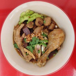 หญิงก้อยก๋วยเตี๋ยวไก่มะระ(สาขา มบ.นครชัยมงคลวิลล่า ซ.3 หอพักชูพงษ์)