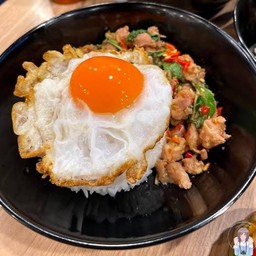 ข้าวกะเพราไก่ +ไข่เป็ด