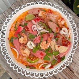 ยำวุ้นเส้นรวมมิตร