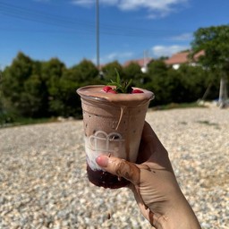 Berries Cocoa Cloud