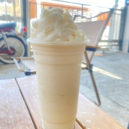 มะพร้าวปั่นนมสด สมูทตี้