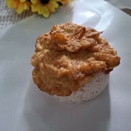 ข้าวไข่เจียวหมูสับ