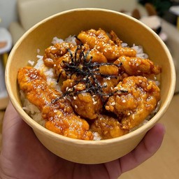 ข้าวไก่ทอดซอสเกาหลี