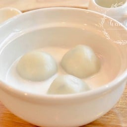 บัวลอยไส้งาดำ (new)