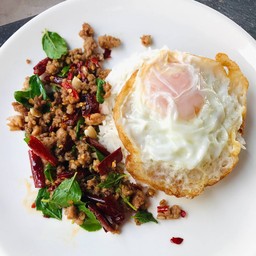 ข้าวกะเพราหมูสับ