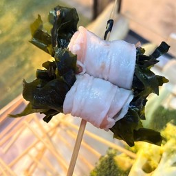 สาหร่ายวากาเมะพันสามชั้น