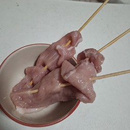 หมูหมัก ไม้ละ