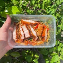 สปาเก็ตตี้ขี้เมาสามชั้นทอด