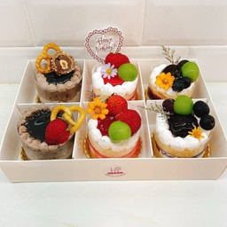 มินิเค้ก 6 ถ้วยพร้อมกล่อง