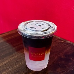 อเมริกาโนเย็น