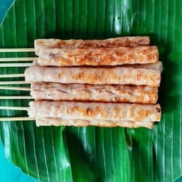 ร้านเจี๊ยบลูกชิ้นย่างเตาถ่าน