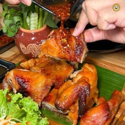 ไก่อบโอ่งลุงกด ต้นตำรับเขาเขียว สาขา ปตท.ดีซี ปาร์ค เลียบคลองประปา สาขา ปตท.ดีซี ปาร์ค เลียบคลองประปาใกล้เมืองทองธานี