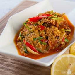 ปูนิ่มผัดผงกะหรี่