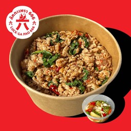 กะเพราอกไก่สับ