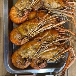 กุ้งแม่น้ำเผา  7-8ตัวโล(湄南河淡水烤虾7,8只）一公斤