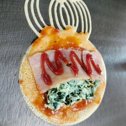 พิซซ่า+ผักโขม+เบคอน