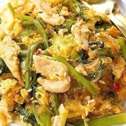 สุกี้แห้งอกไก่