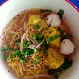 บะหมี่-เกี๊ยว น้ำใส