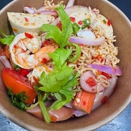 ยำแซ่บ  By Oh Yummy
