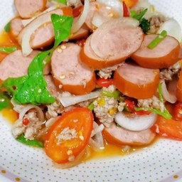ยำไส้กรอก