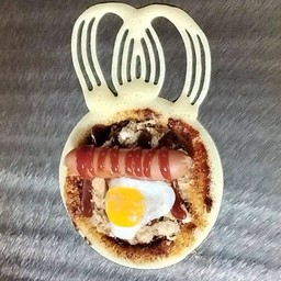 พริกเผา+หมูหยอง+ไส้กรอก+ไข่