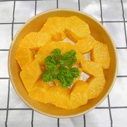ส้มนาเวล