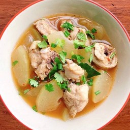 แกงฟักหม่นใส่ไก่