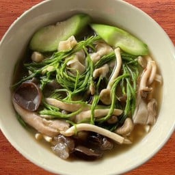 แกงผักเห็ดรวม