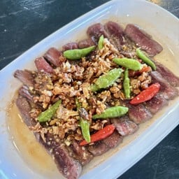 เนื้อทอดพริกขี้หนูสด