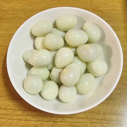 ไข่นกกระทาต้มสุก (3ฟอง)