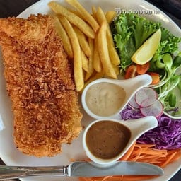 สเต็กปลาดอลลี่ทอด