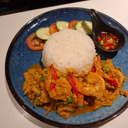 ข้าวราดกุ้งผัดผงกระหรี่