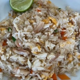 ข้าวผัดปู