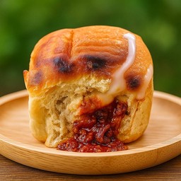 ปังปิ้งไส้หมูหยองพริกเผา