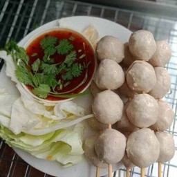 ลูกชิ้นเนื้อ