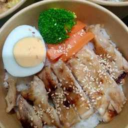 ข้าวหน้าไก่อบเทริยากิ